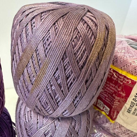 Crochet Thread Lot of 7 Assorted Purple Spools, South Maid 495 J&P Coats Vintage - Picture 7 of 9